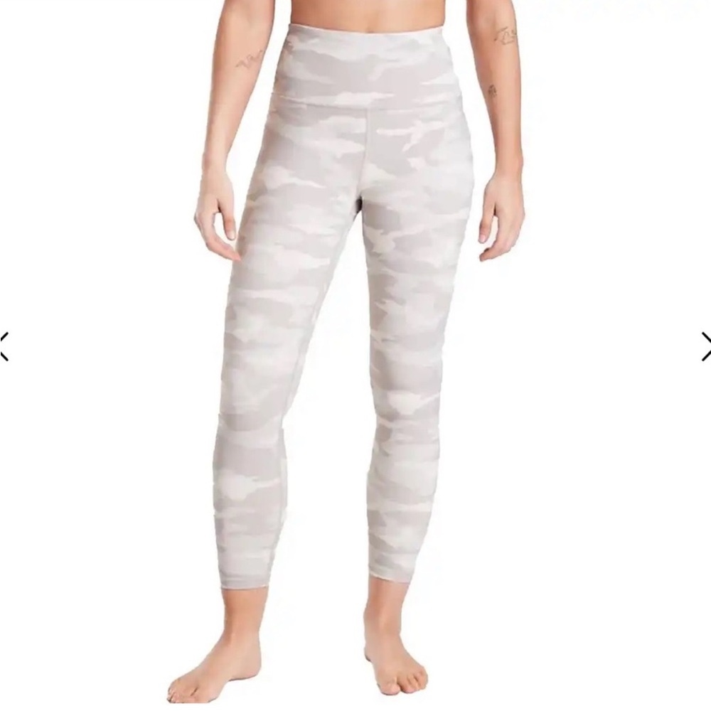 ATHLETA Elation Camo 7/8 Tight Size XL Taupe Leggings Yoga Activewear